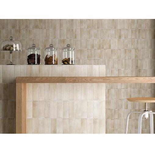 cloe kitchen tiles
