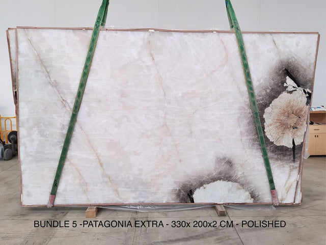 Patagonia Quartzite Plst Quartzite Polish 80" x 130" Natural Stone slab